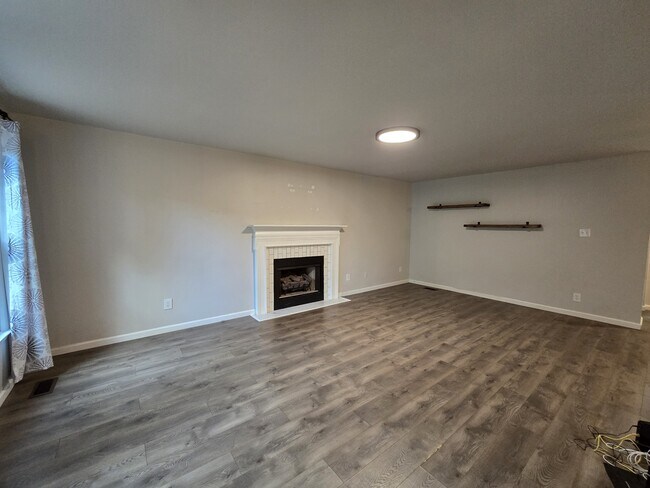 Building Photo - 2808 Livery Way