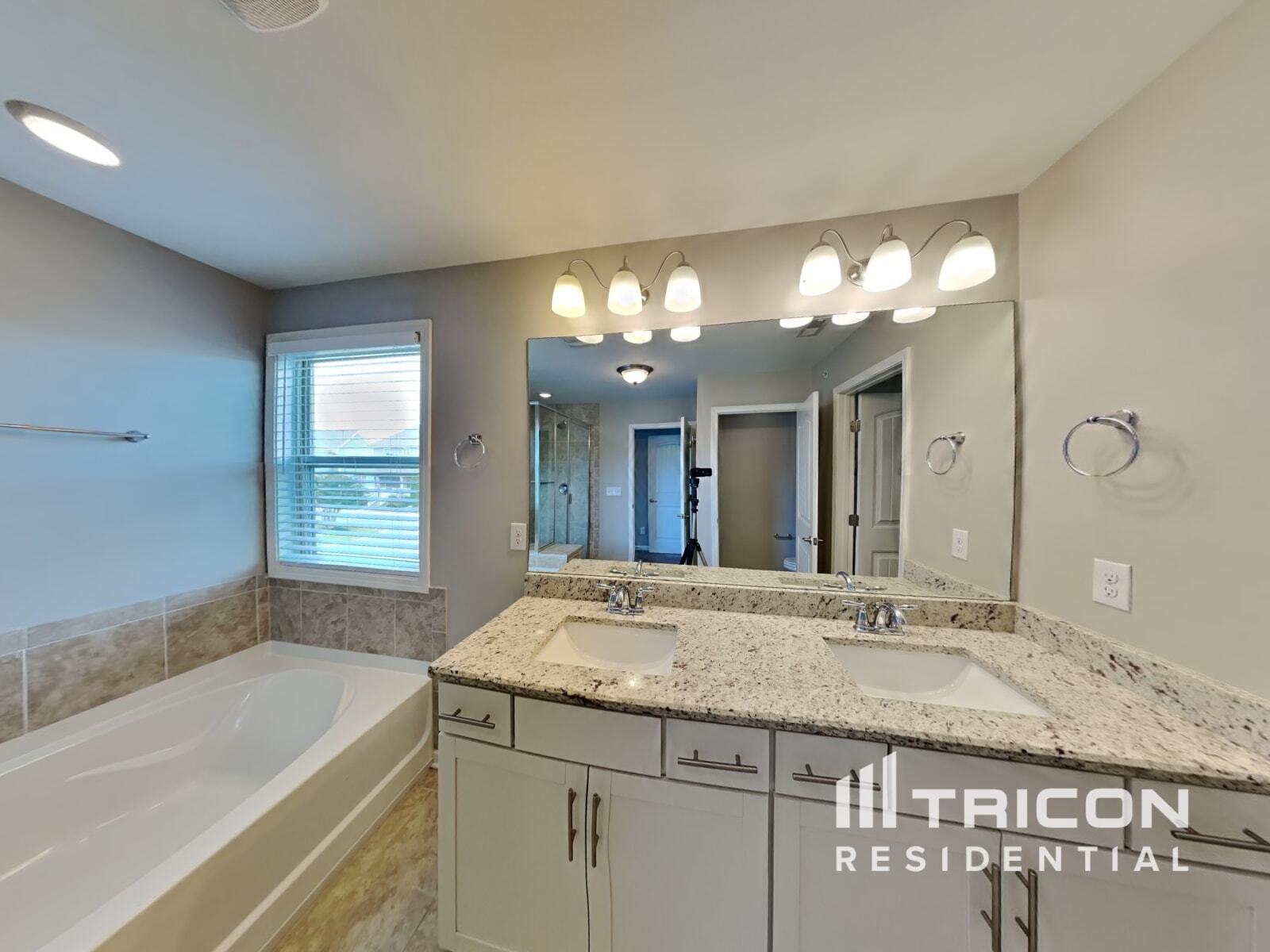 Building Photo - 306 Imperial Ct