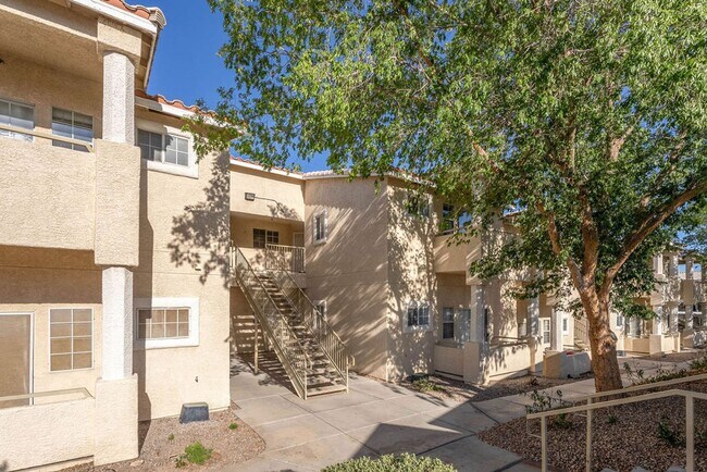 Building Photo - 1846 Scimitar Dr