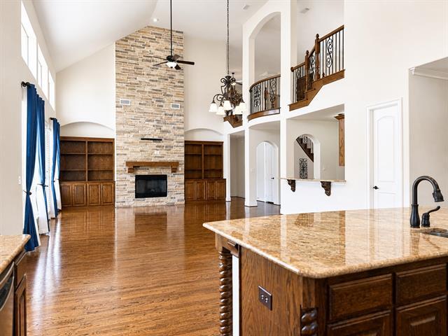 Building Photo - 7304 Meadow Glen Dr