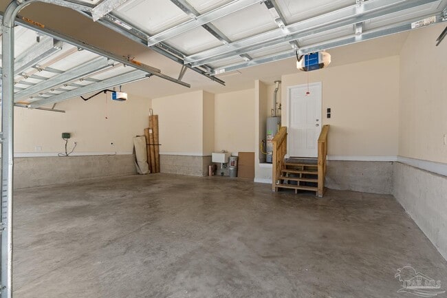 Building Photo - 5810 Red Cedar St