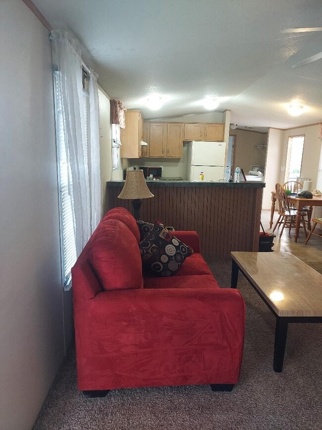 Building Photo - 122 Rd 3050