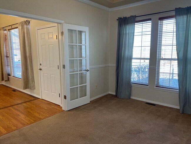 Building Photo - Very Nice 4-Bdrm Rancher in Meridian Ranch