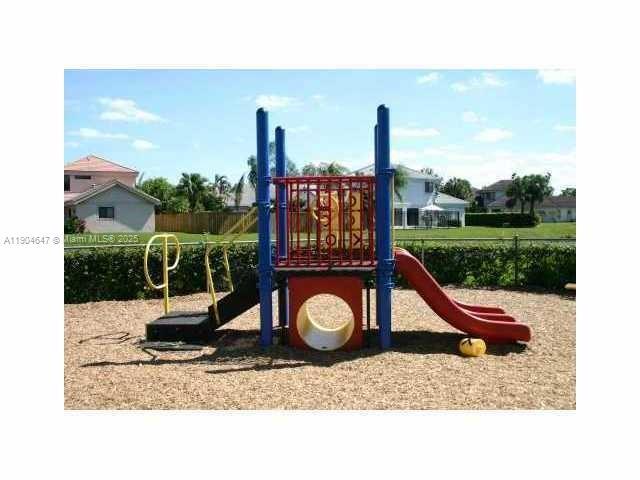 Building Photo - 10125 W Sunrise Blvd