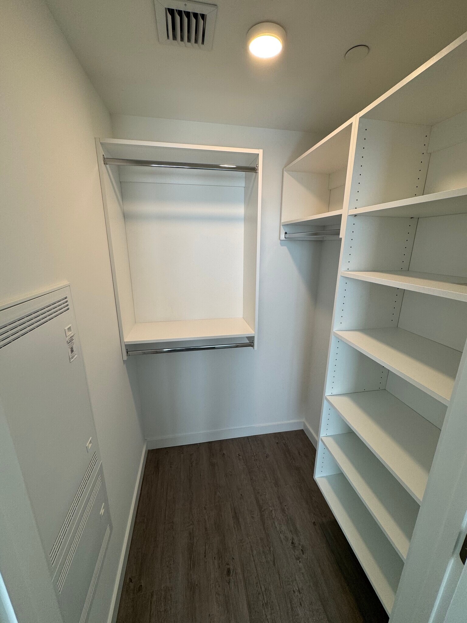 Building Photo - 119 NE 20th St