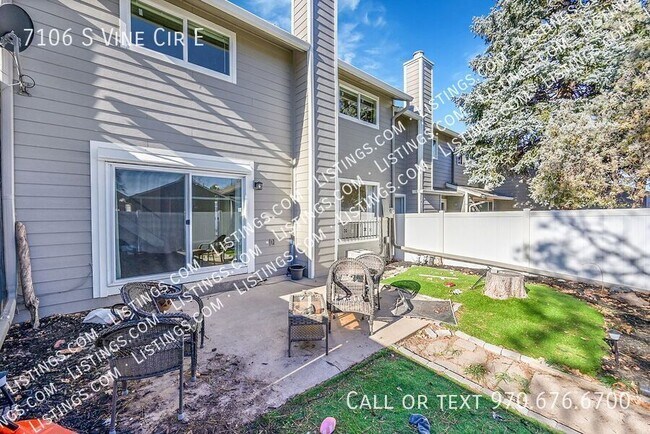 Building Photo - 7106 S Vine Cir E