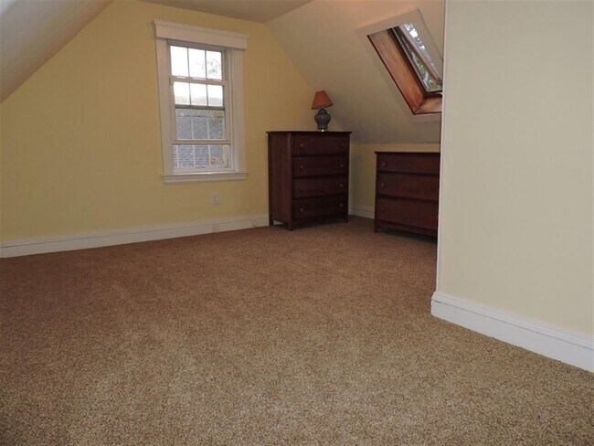 Primary Photo - 35 Orchard St