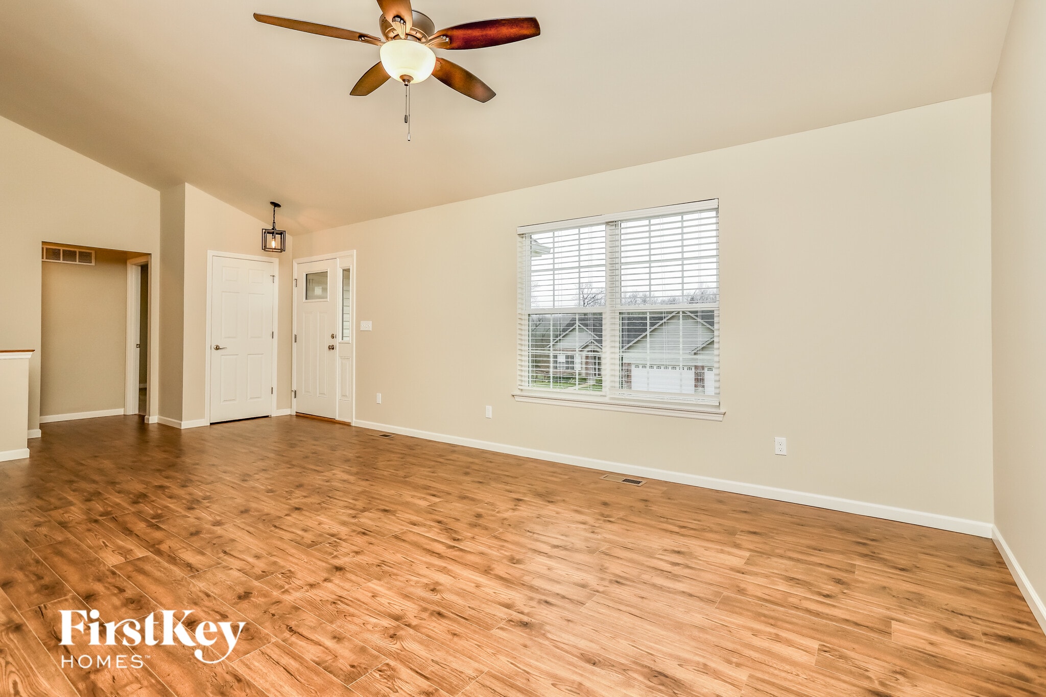 Building Photo - 415 Bittersweet Dr