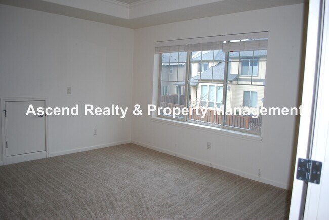 Building Photo - Bethany 4 Bed + Bonus Next to Springville Gourmet Kitchen Bed & Full Bath on Main