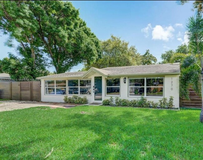 Building Photo - 1270 SW 29th St