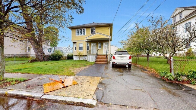 Building Photo - 21 3rd St
