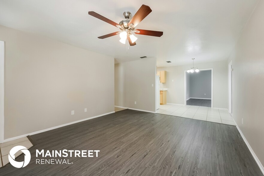 Building Photo - 12613 Sixth St