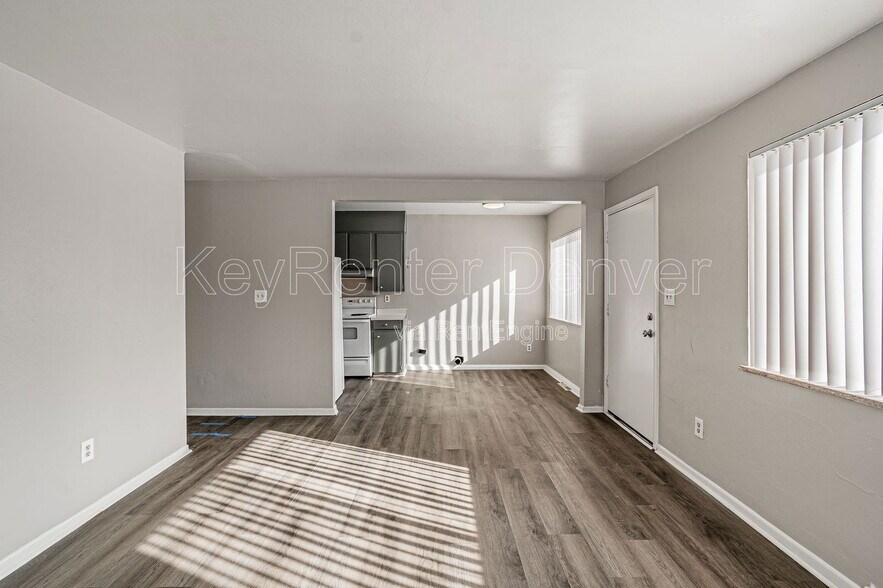 Building Photo - 16485 W 14th Pl