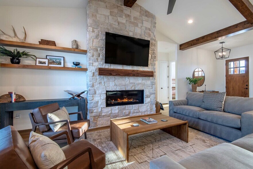 Building Photo - 9187 Timberline Loop