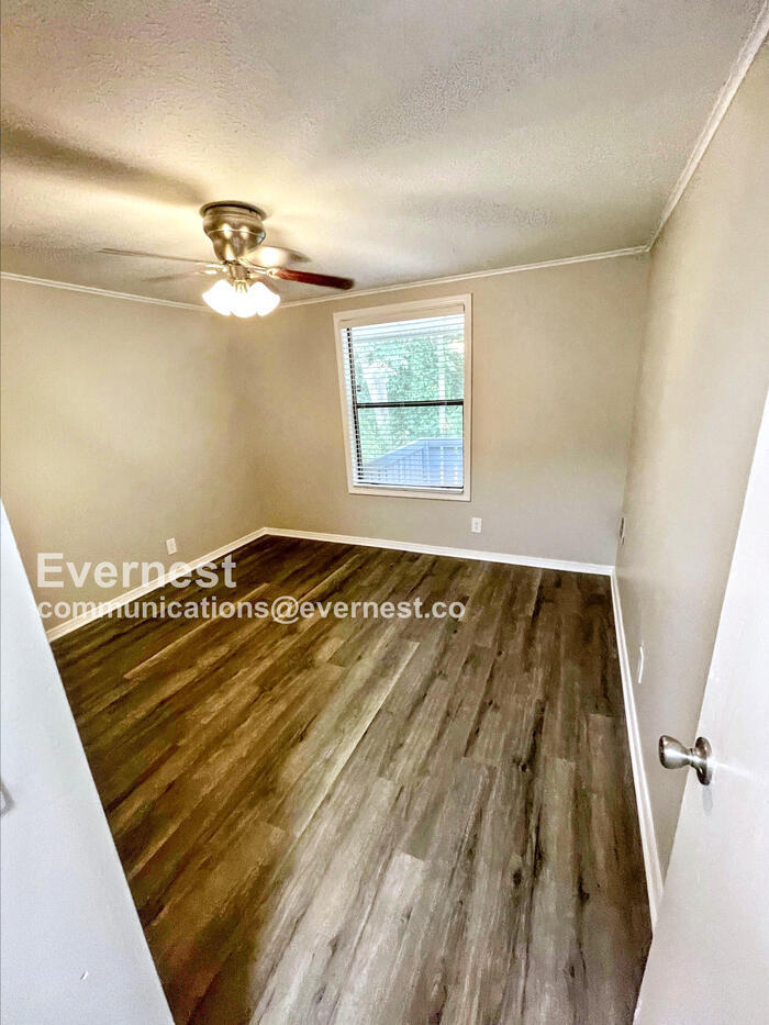 Building Photo - 148 Safe Harbor Dr