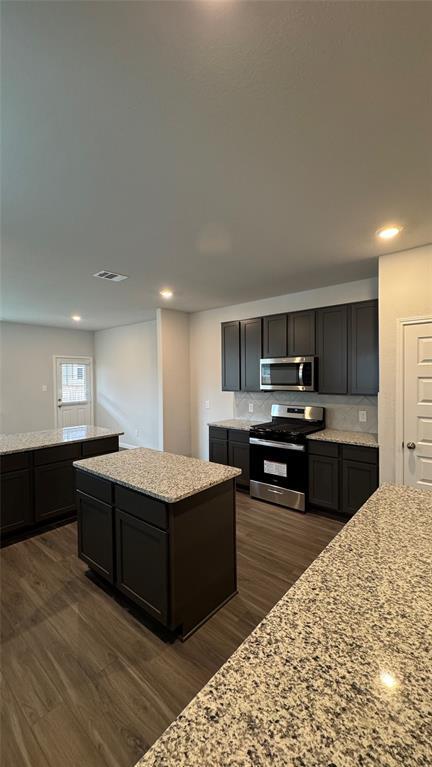 Building Photo - 13249 Musky Dr