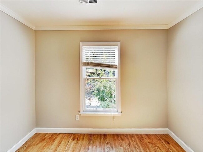 Building Photo - 365 Widewater Dr