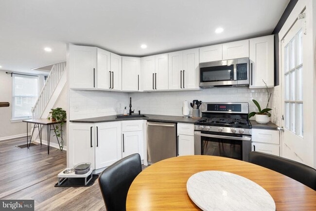 Building Photo - 3606 Miller St