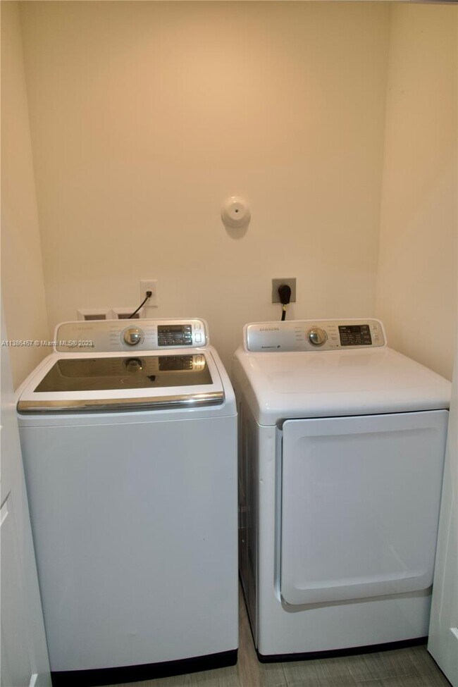 Building Photo - 20560 SW 319th St