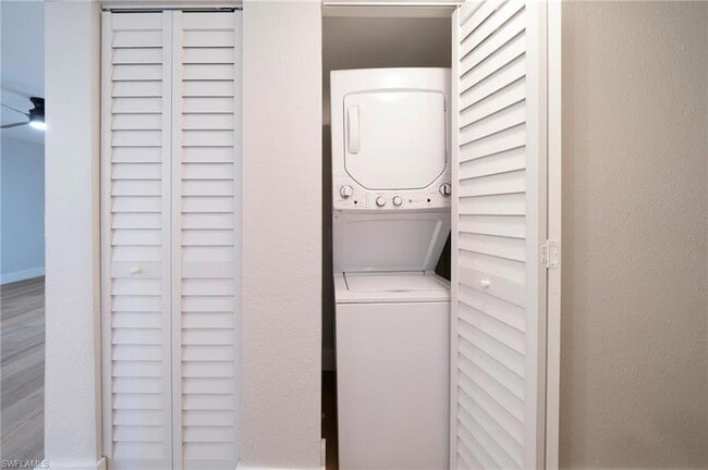 Building Photo - 17458 Blueberry Hill Dr