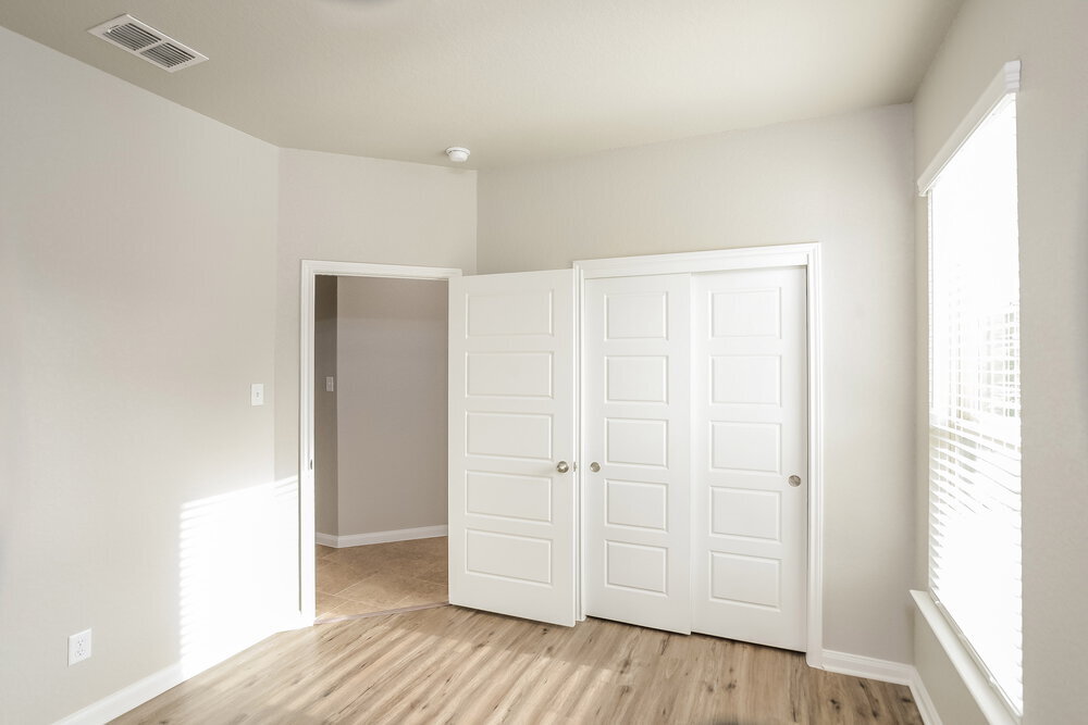 Building Photo - 15112 Dione Bend