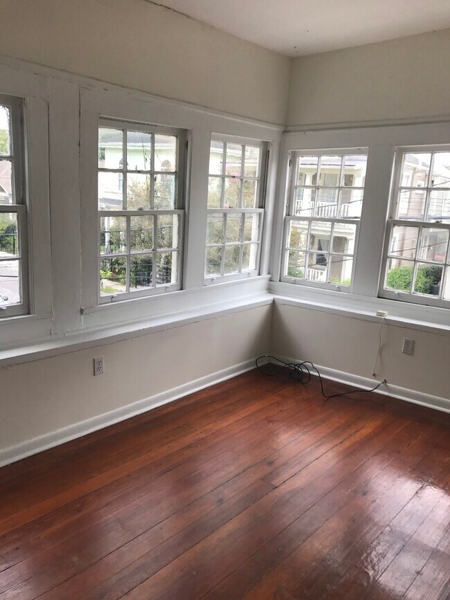 Building Photo - 1301 General Pershing St