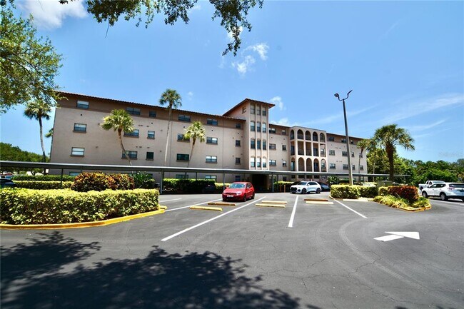 Building Photo - 6150 Gulfport Blvd S
