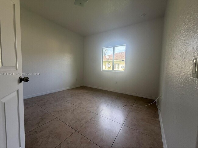 Building Photo - 13240 Old Biscayne Dr