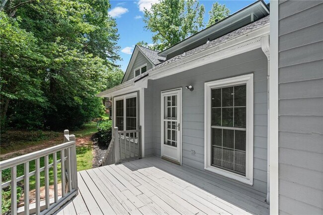 Building Photo - 11355 Vedrines Dr