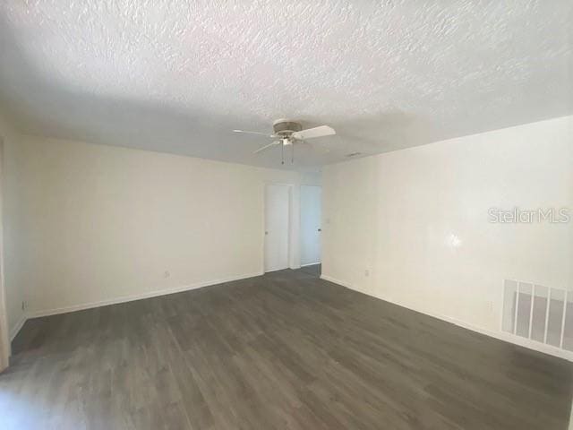 Building Photo - 2114 Winnebago Trail