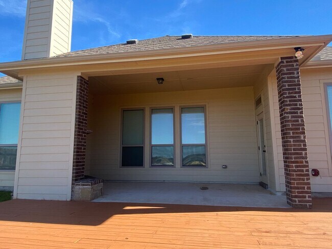 Building Photo - 4 BEDROOM, BELTON ISD