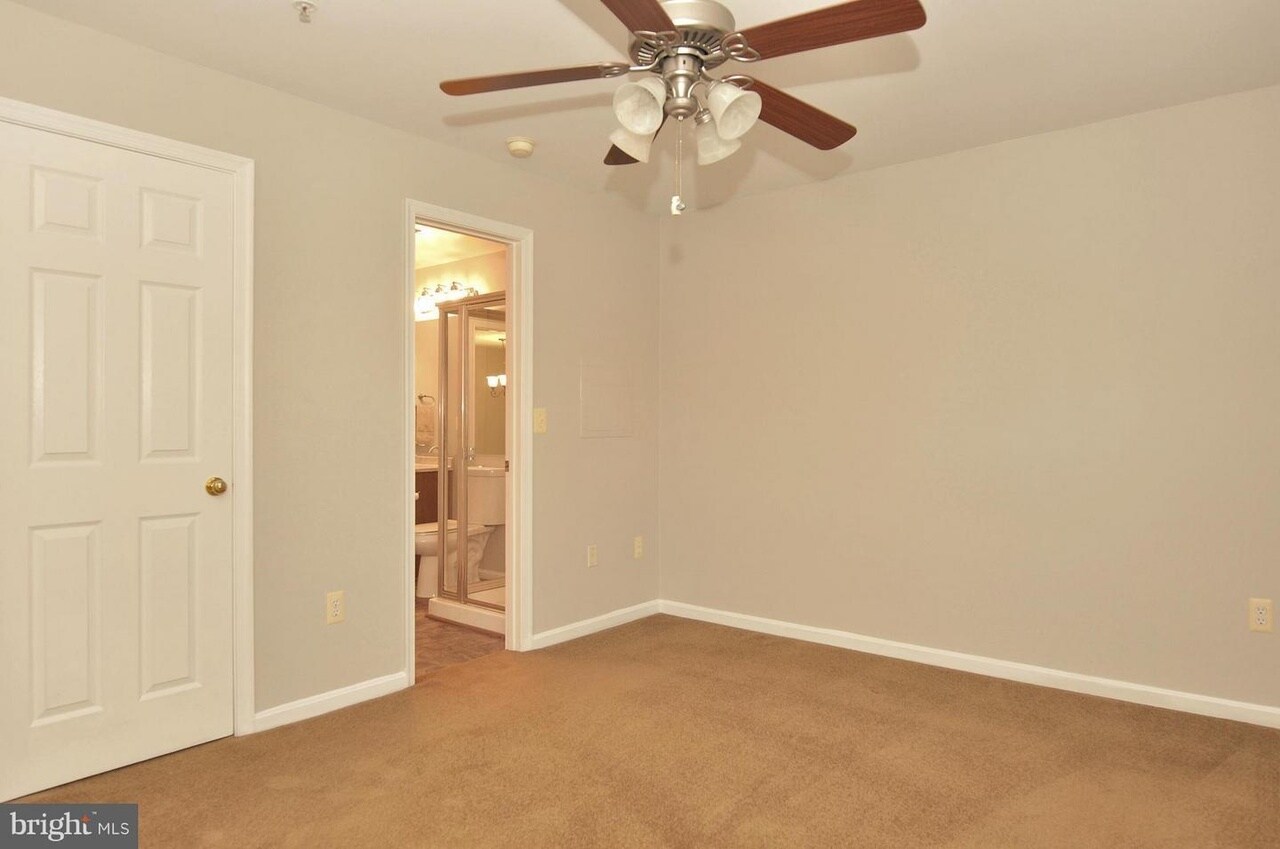 Building Photo - 13103 Millhaven Pl