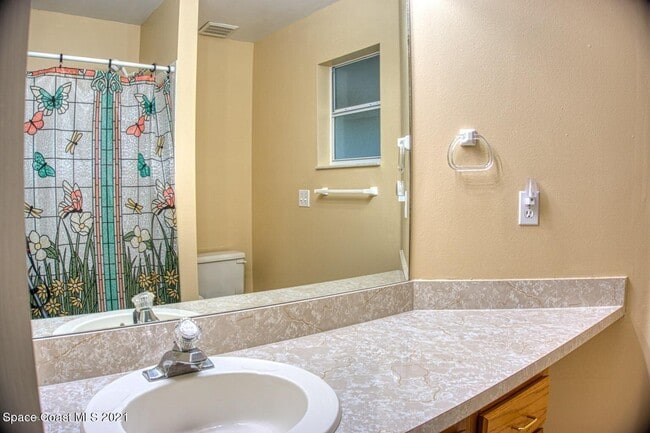 Building Photo - 805 Crossbow Dr