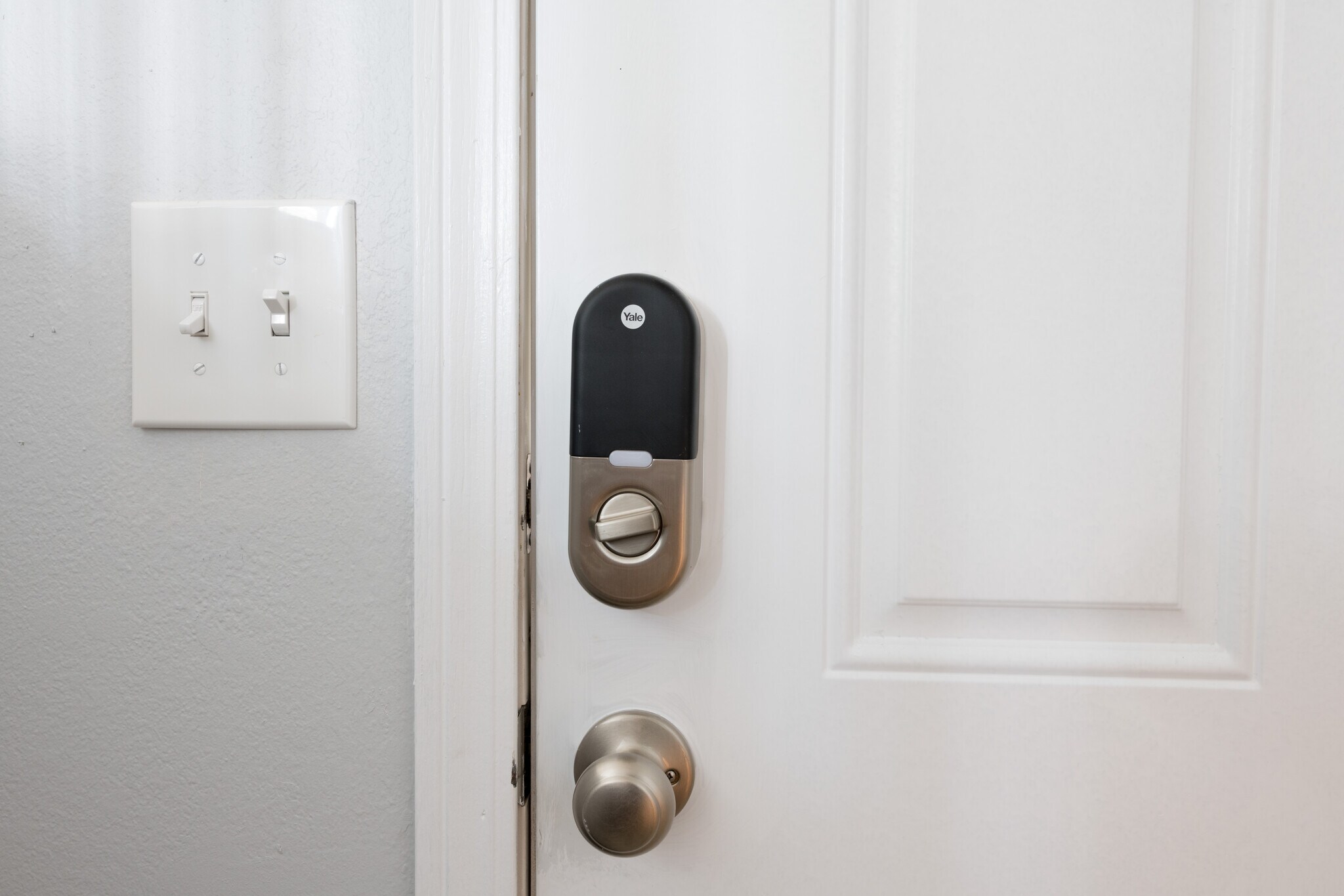 Building Photo - 11 Carriage Lane