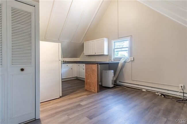 Building Photo - 813 Franklin St