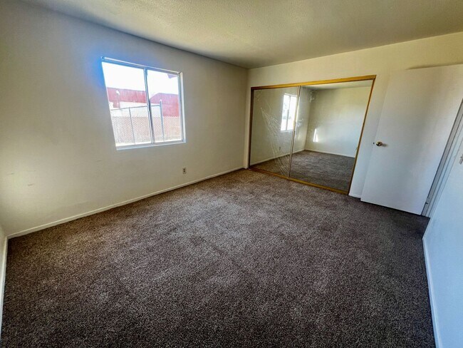 Building Photo - 73796 Cactus Dr