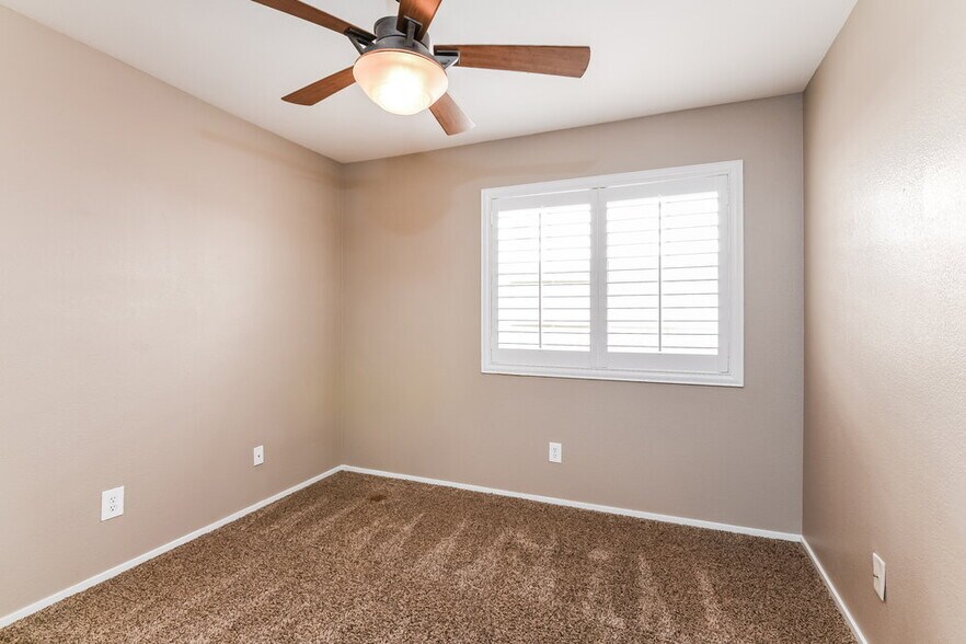 Building Photo - 1524 Splinter Rock Way