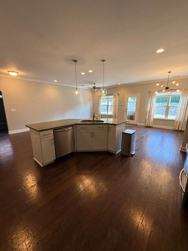 Building Photo - NOW AVAILABLE IN MILLSTONE!!