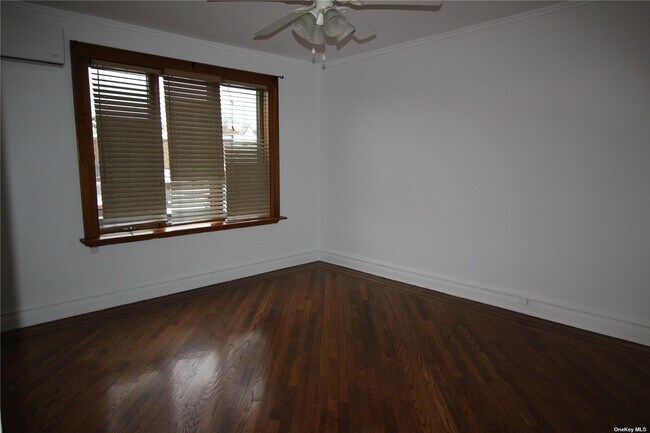 Building Photo - 88-82-88-62 62nd Dr