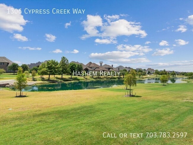 Building Photo - 1306 Cypress Creek Way
