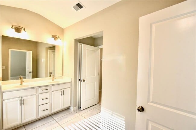 Building Photo - 4270 Bryton Trace Dr