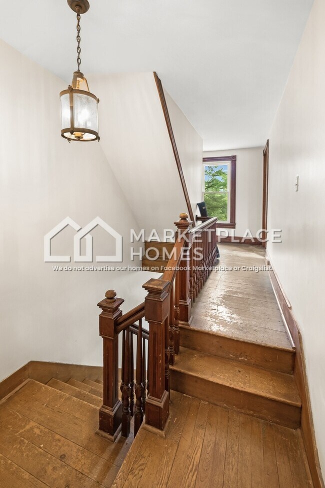 Building Photo - 227 Pine Knob Rd
