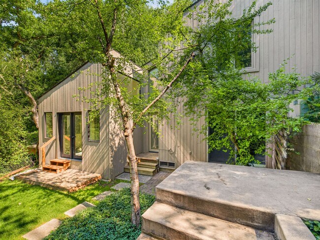 Building Photo - 11107 Gambel Oak Cir