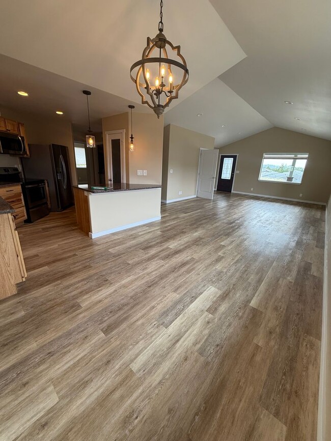 Building Photo - 1154 Nautical Ln