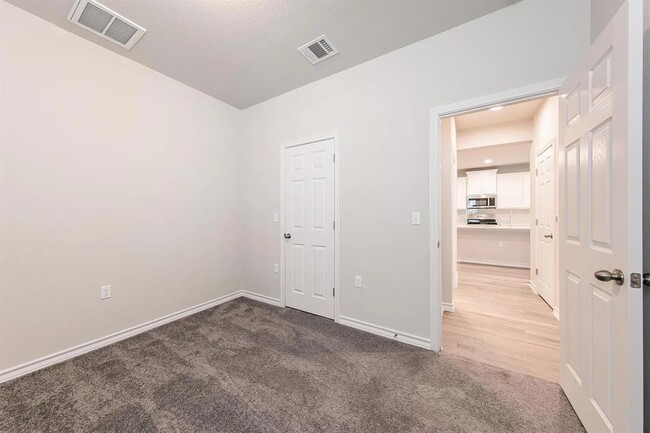 Building Photo - 1606 Jacey Way