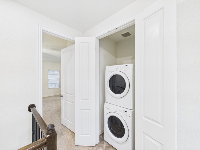 Building Photo - 8918 Terrace Pass Dr