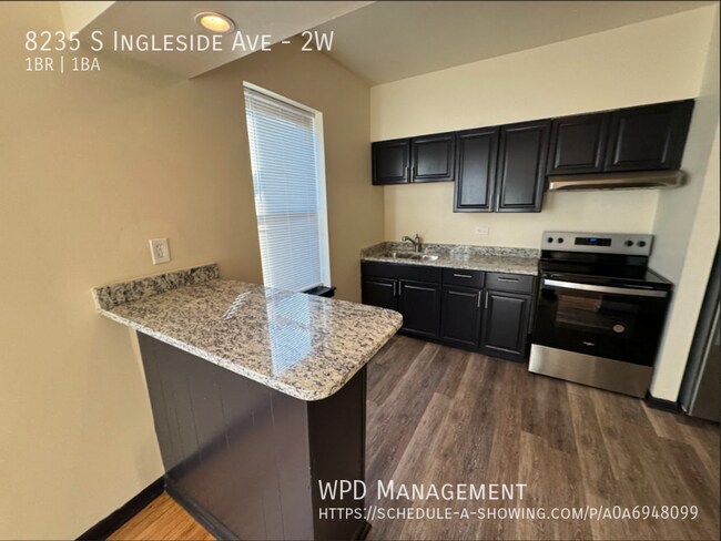 Building Photo - 8235 S Ingleside Ave