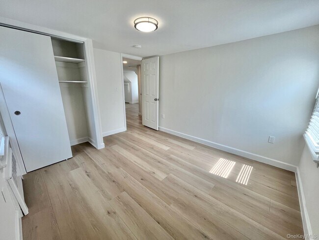 Building Photo - 237 Woodland Ave