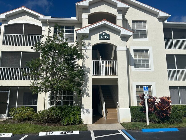 Building Photo - 4635 St Croix Ln