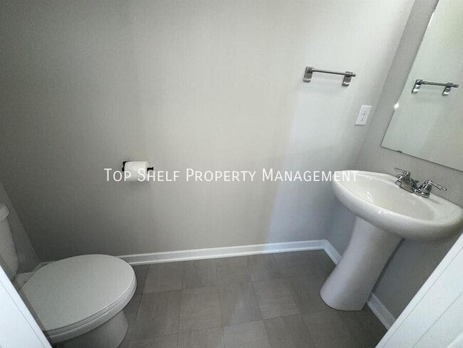 Building Photo - 1060 Spruce St